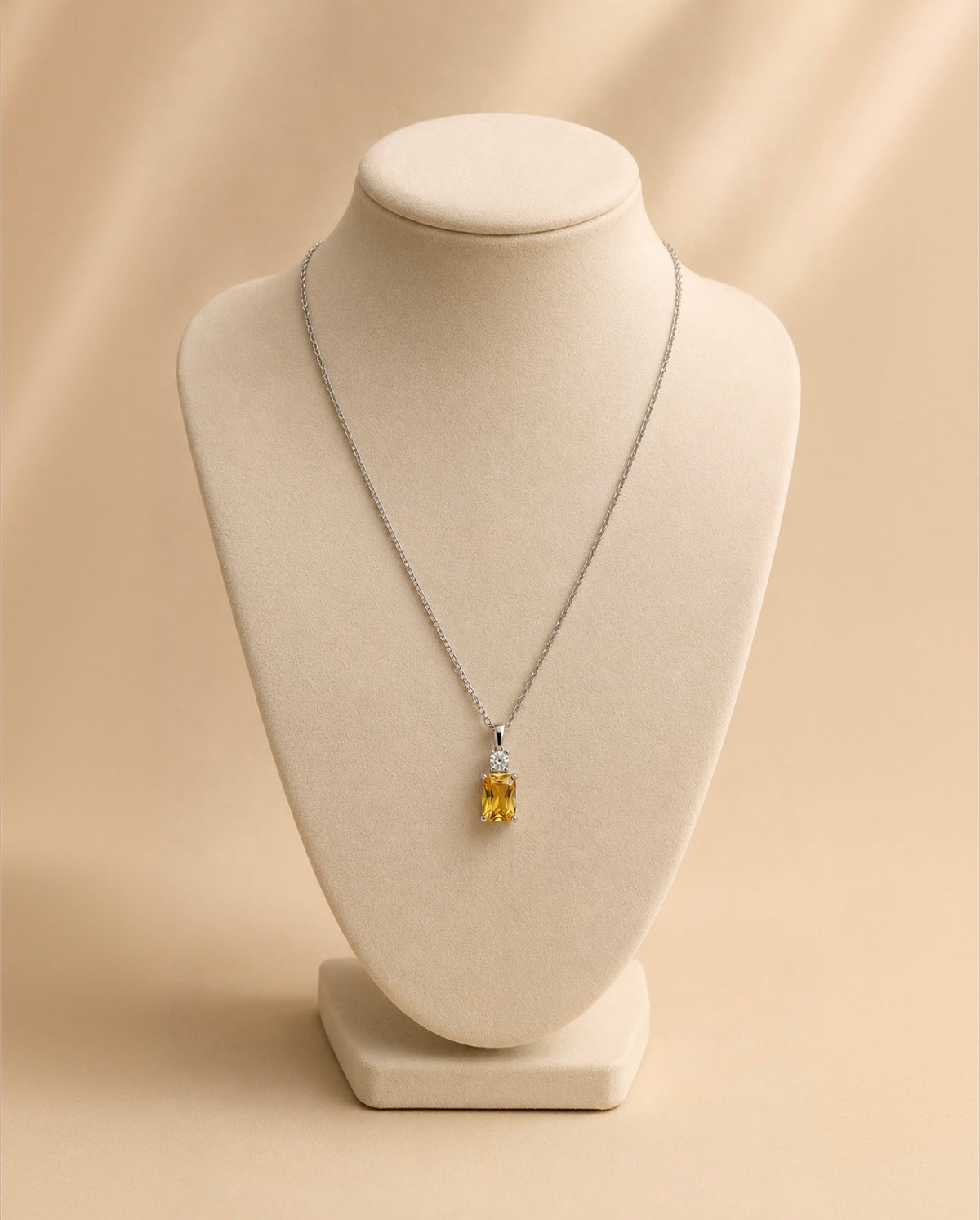 Collier Iset